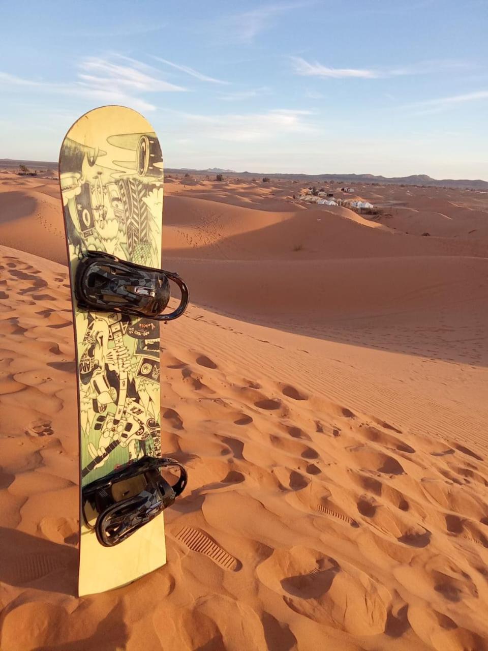 Tafouyte Luxury Camp Hotel Merzouga Bilik gambar