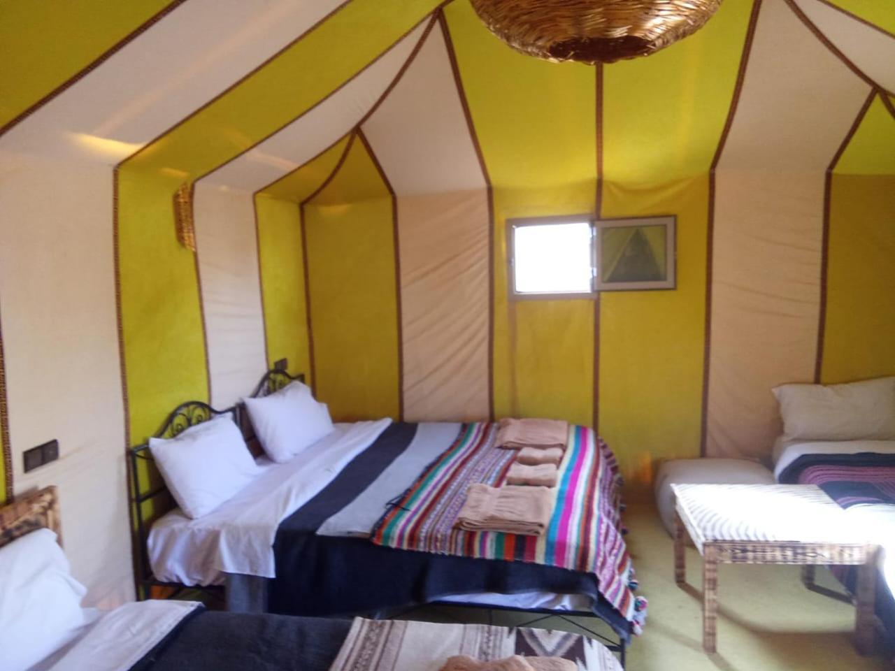 Tafouyte Luxury Camp Hotel Merzouga Bilik gambar