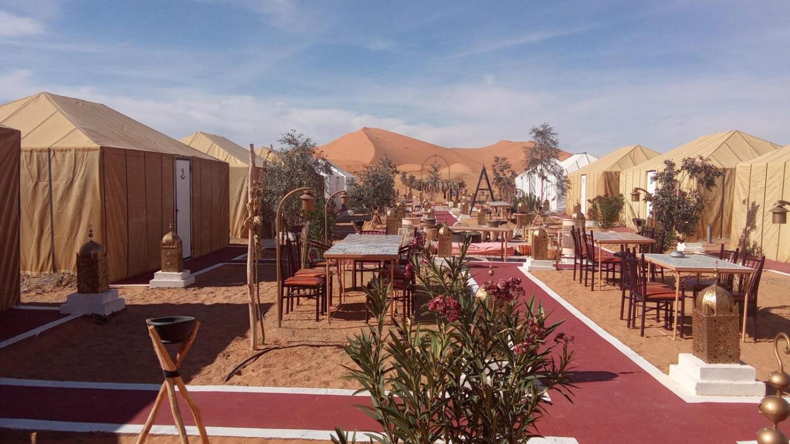 Tafouyte Luxury Camp Hotel Merzouga Bilik gambar